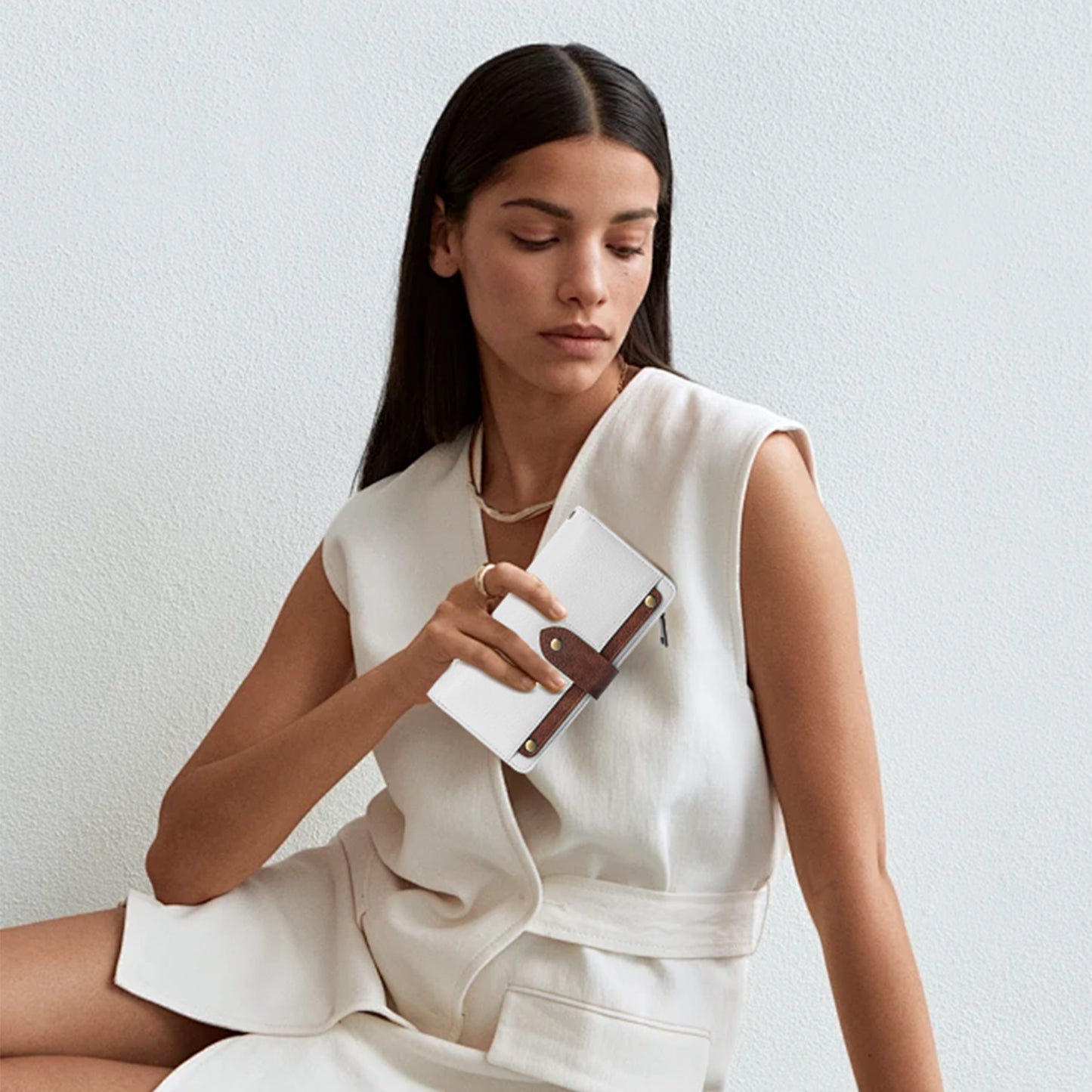 FALAN MULE Women Genuine Leather Wallet Large Capacity Bifold RFID Blocking Card Holder with Zipper Coin Pocket